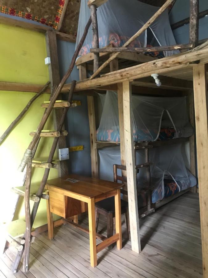 Kalitusi Backpackers Hostel&Campsite Fort Portal Bagian luar foto